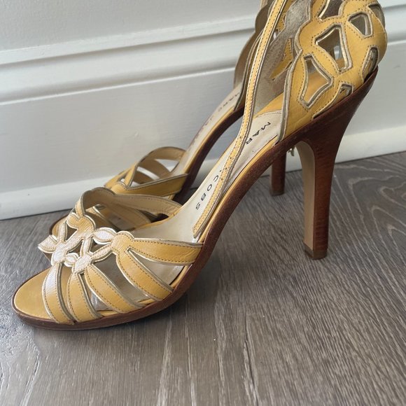 Vintage Marc Jacobs Yellow Strappy Heel Size 10 - Picture 2 of 2